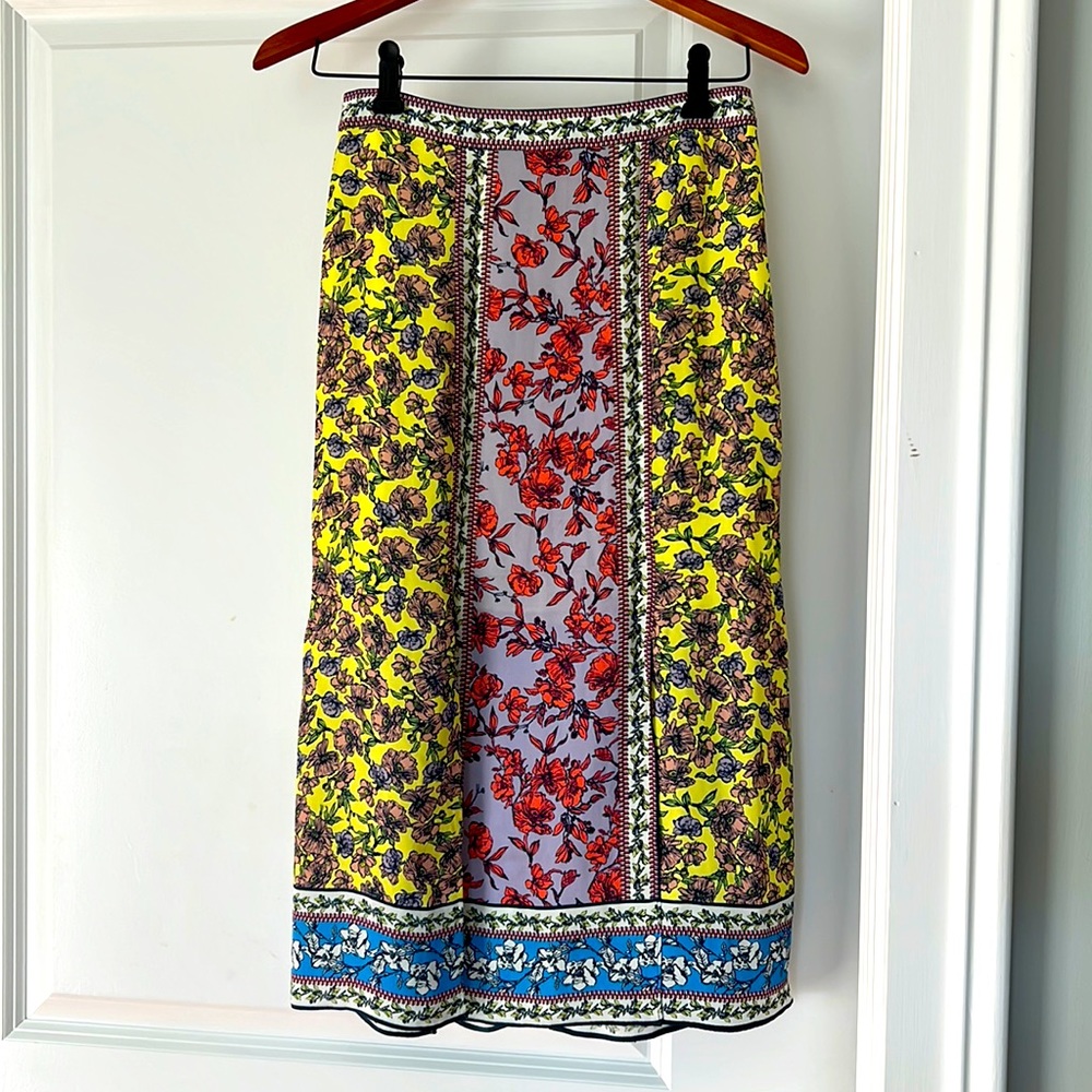 Alice + Olivia midi skirt size 2 NWOT